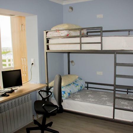 Hostel - Guest House Meyman Алма Ата Екстериор снимка