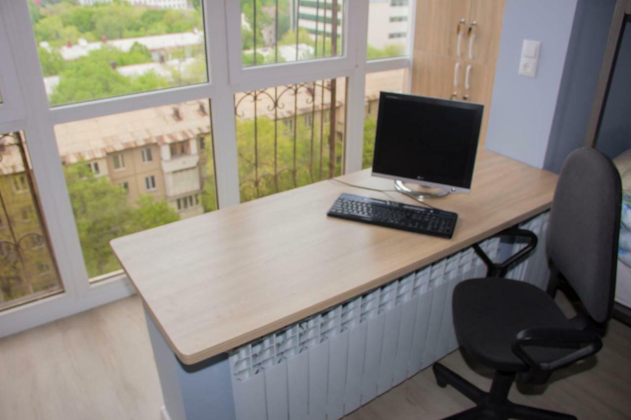Hostel - Guest House Meyman Алма Ата Екстериор снимка