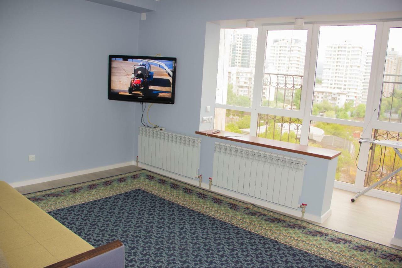 Hostel - Guest House Meyman Алма Ата Екстериор снимка